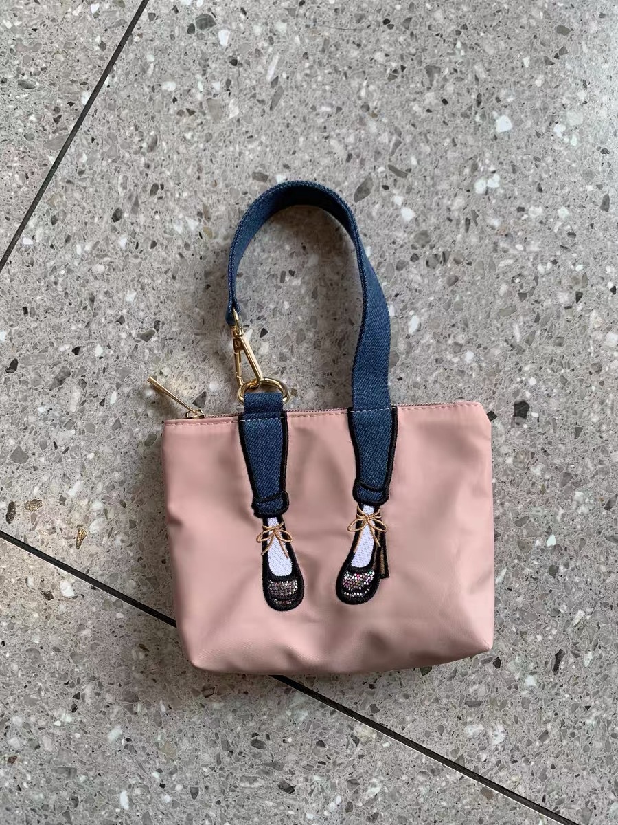 Bolso de nailon impermeable bo - Embroidery Wallet reseña y precio