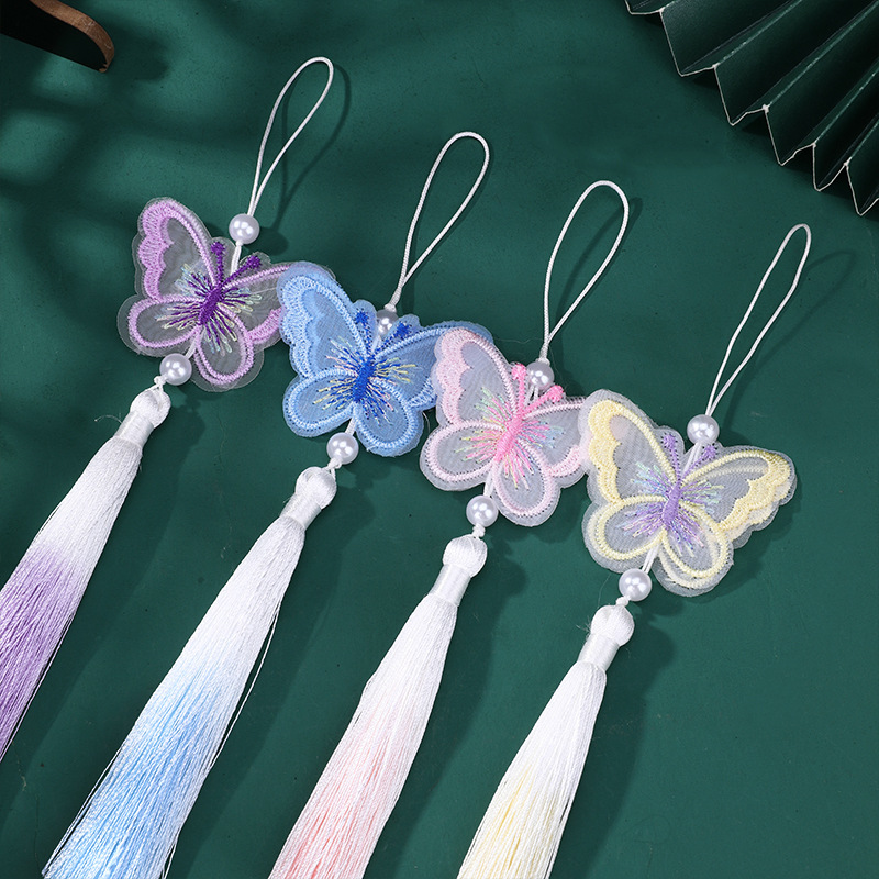 Borla de mariposa con bordado  - Embroidery Horse reseña y precio